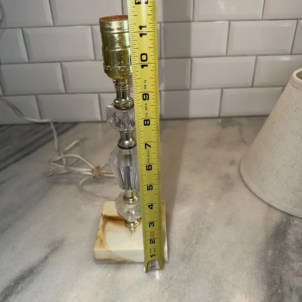 Vintage Acrylic Desk/table Lamp With Marble Look‎ Base And New Linen ShadeGW008